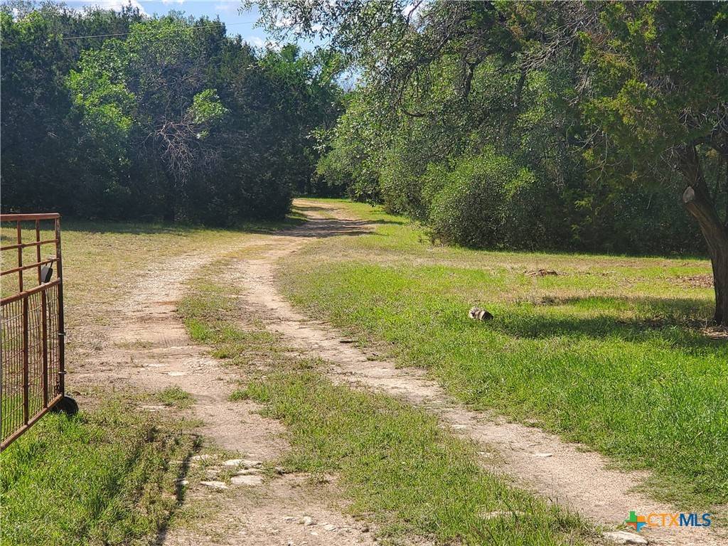 Gatesville, TX 76528,471 King Ranch RD