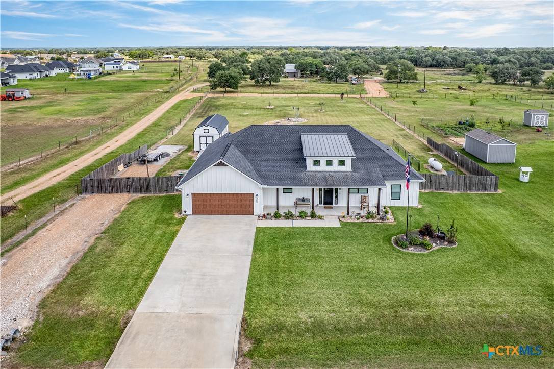 Inez, TX 77968,3350 Old Highway RD