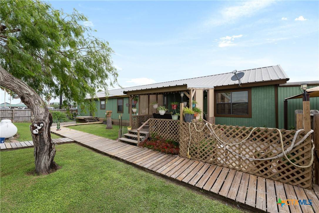 Port Mansfield, TX 78598,725 Baffin DR