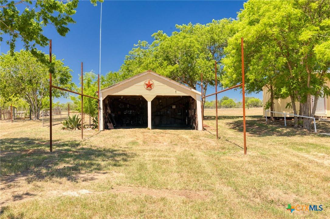 Dale, TX 78616,395 Dale LN