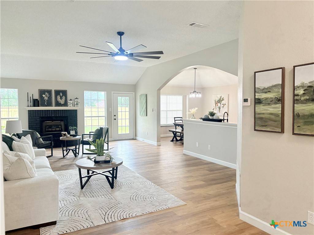 Harker Heights, TX 76548,421 Arapaho DR