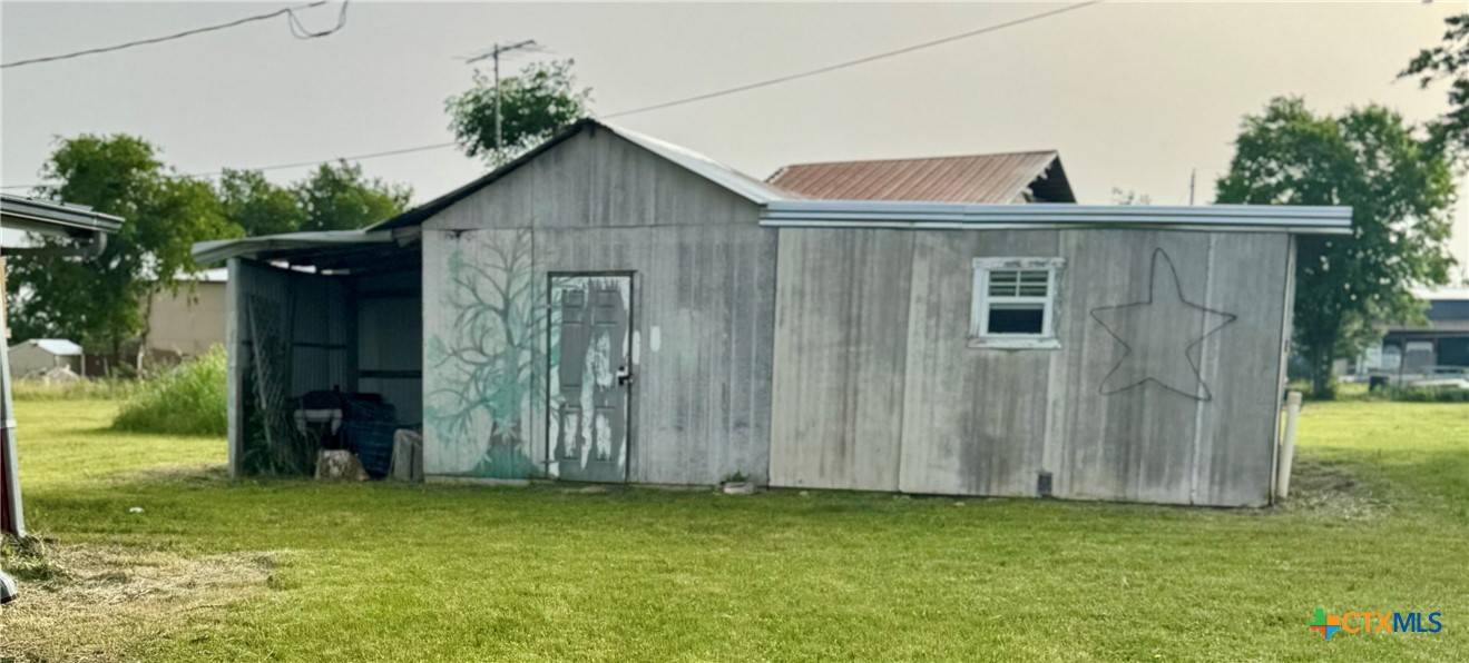 Gatesville, TX 76528,235 Murray LN