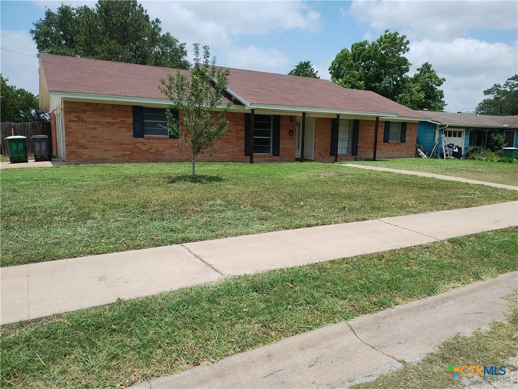 Victoria, TX 77904,702 Fern Lane