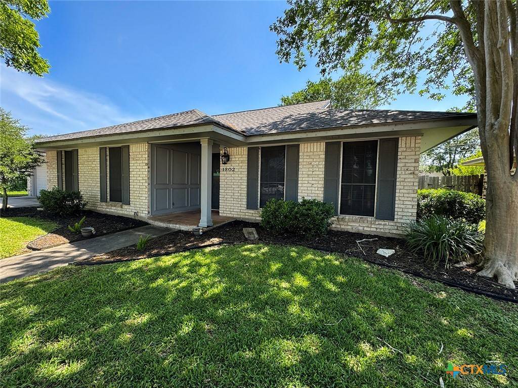 Victoria, TX 77904,1802 Plantation RD