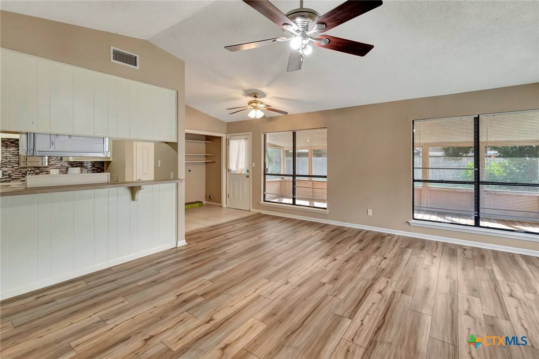 Victoria, TX 77901,105 Concord LN