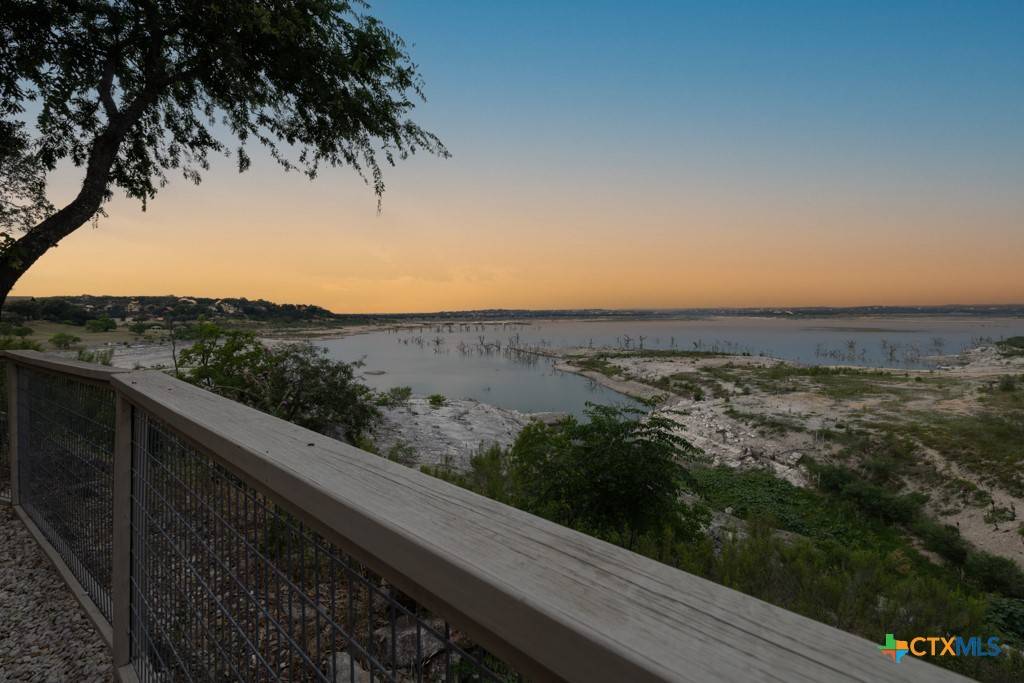 Canyon Lake, TX 78133,877 Glenn DR