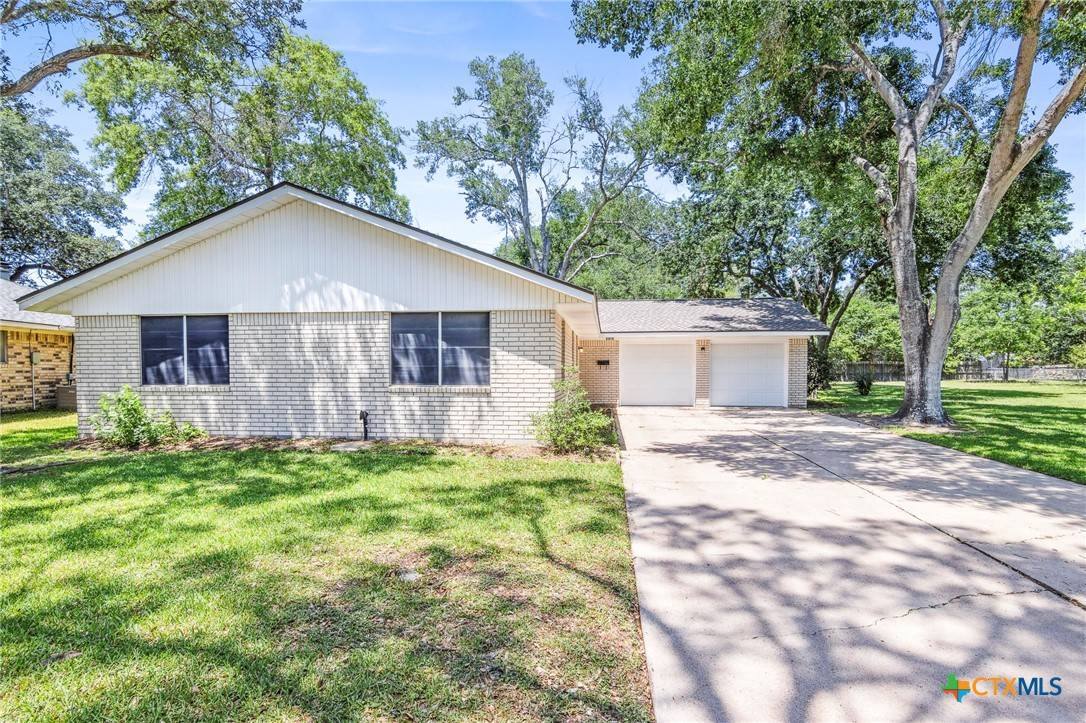El Campo, TX 77437,3010 Lamar CIR