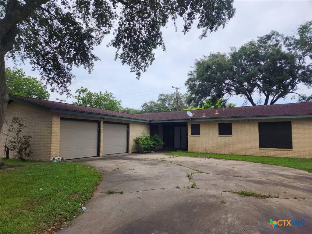 Port Lavaca, TX 77979,542 Willowick DR
