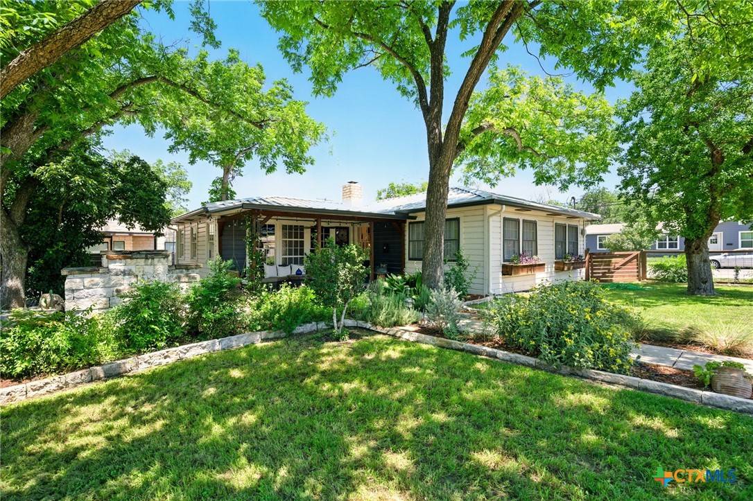 New Braunfels, TX 78130,1510 Lee ST