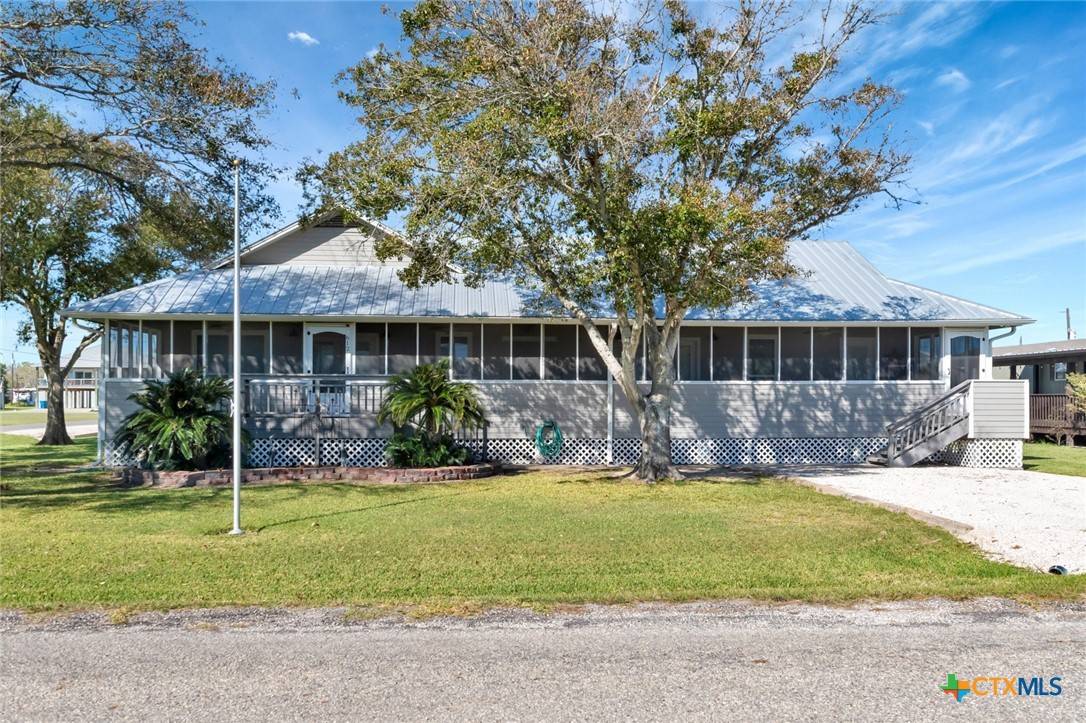 Port O'connor, TX 77982,612 W Jackson AVE