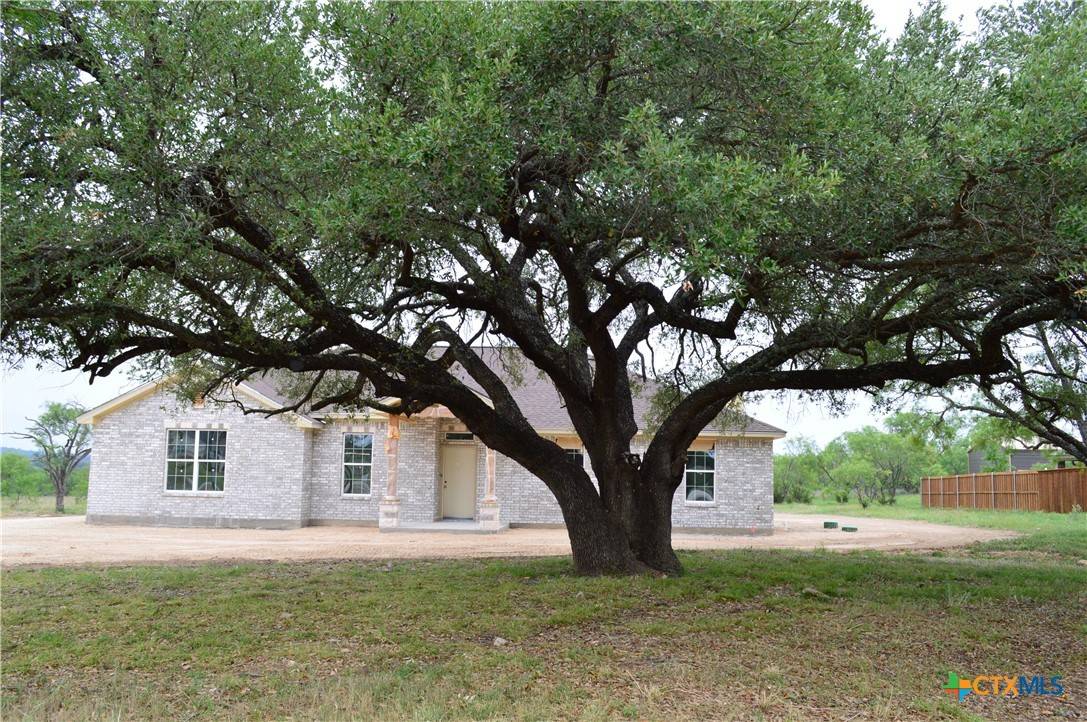 Kempner, TX 76539,425 County Road 3152