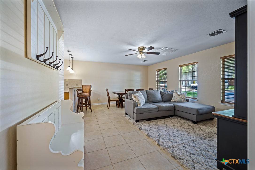 Castroville, TX 78009,103 River Meadow