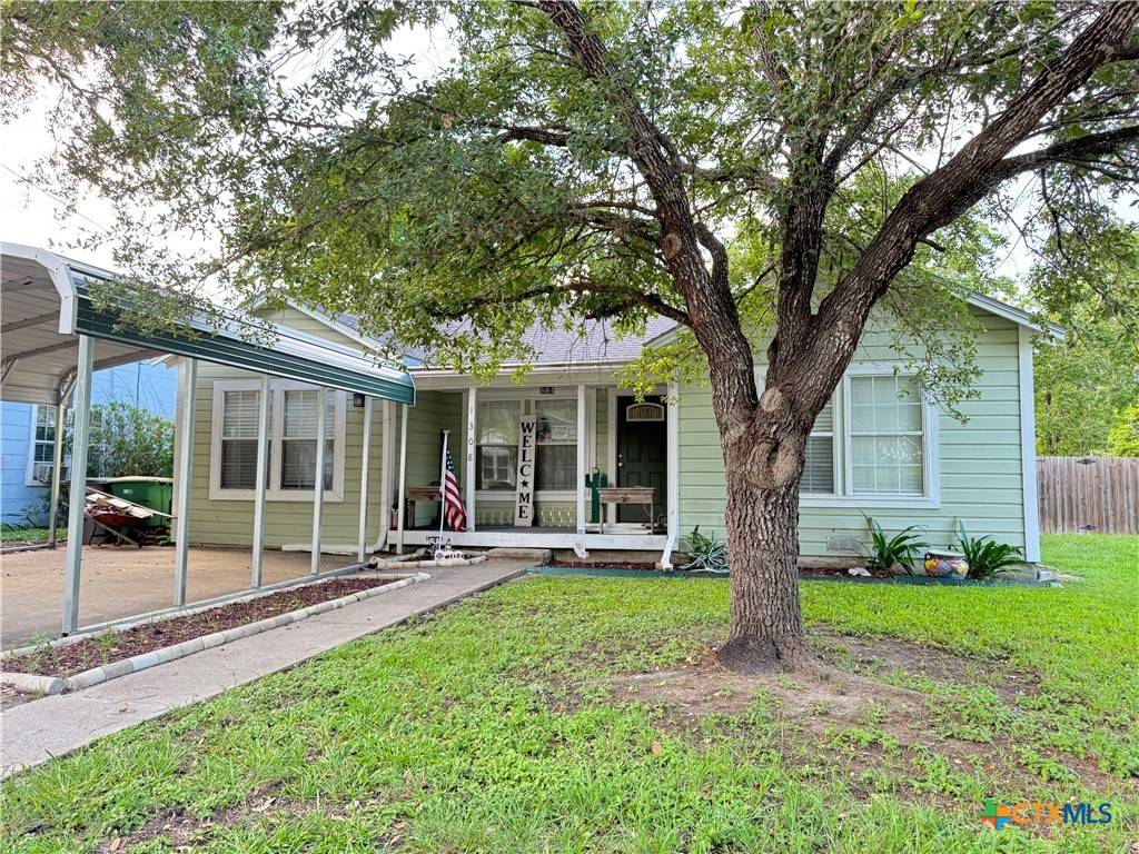 Victoria, TX 77901,1308 E Park AVE