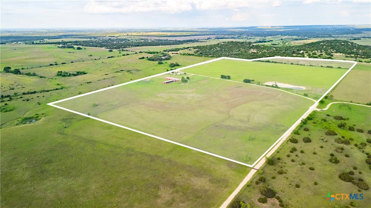 Gatesville, TX 76528,1102 County Road 138