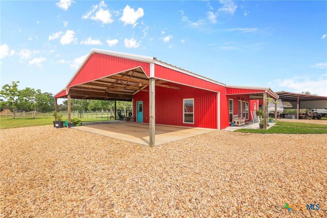 Victoria, TX 77905,2320 Fm 1686
