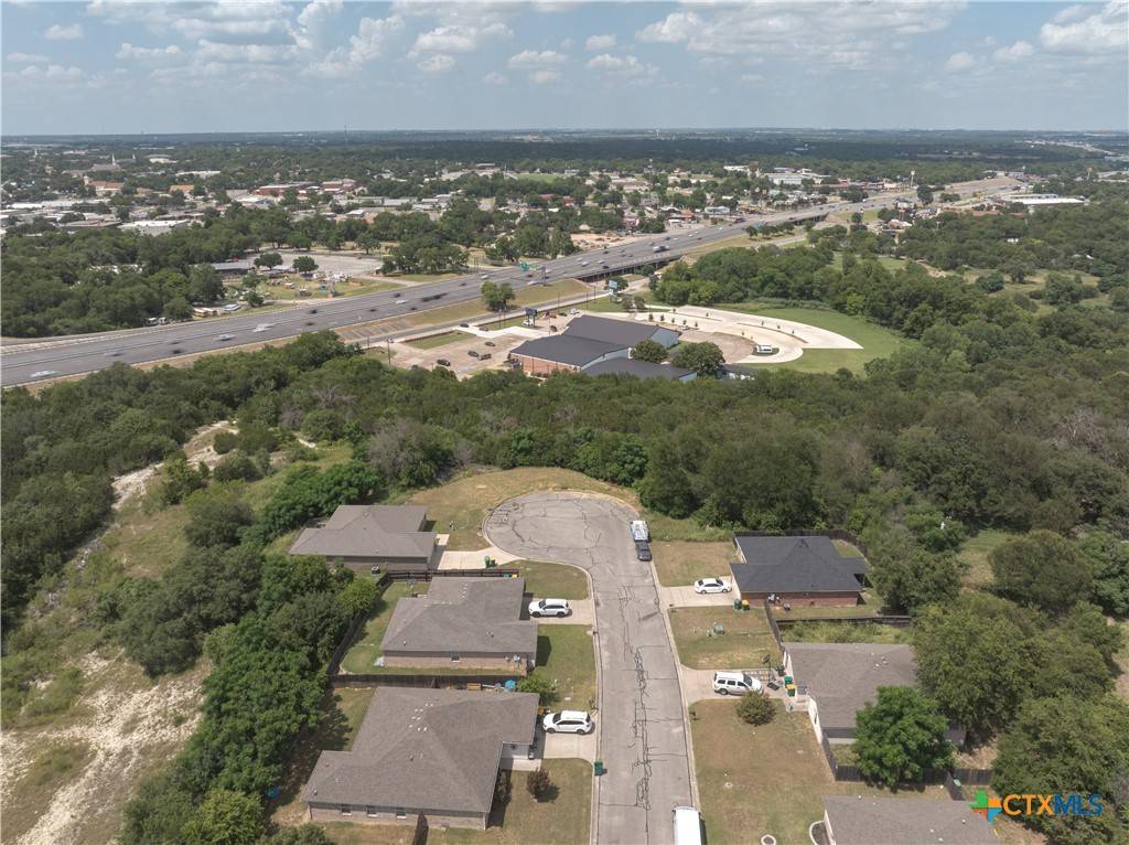 Belton, TX 76513,703 Carla CIR