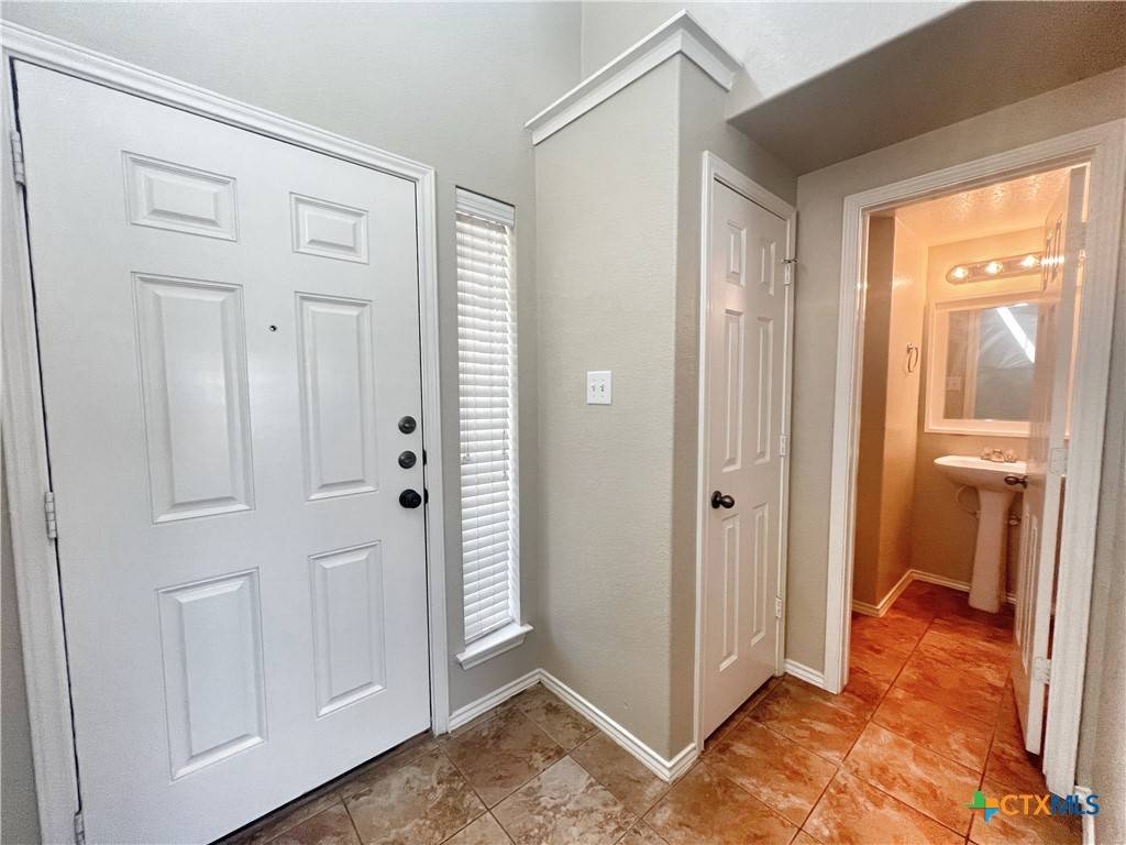 New Braunfels, TX 78130,2221 Lakeline DR