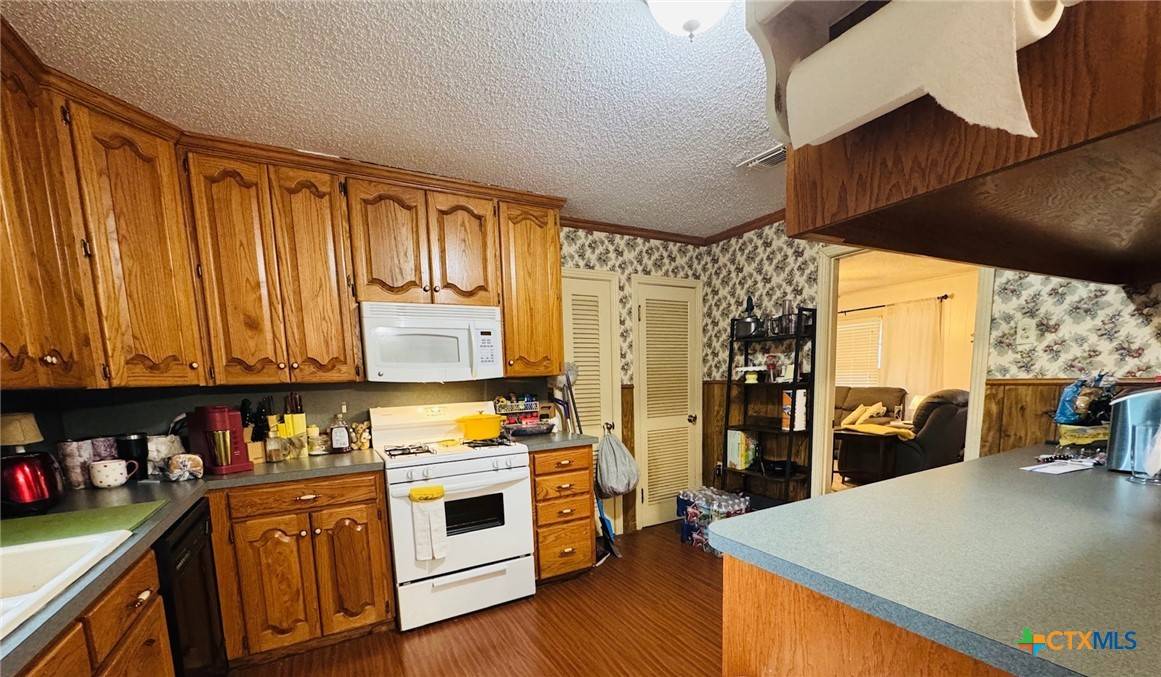 Gatesville, TX 76528,2405 Oak DR