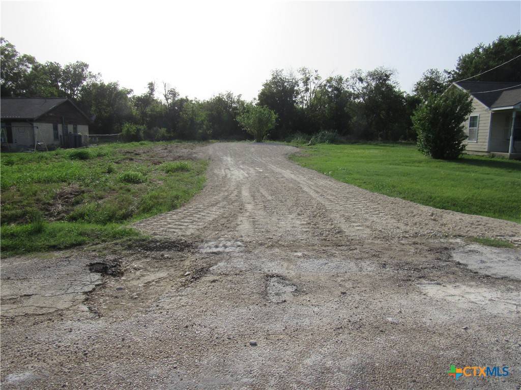 Holland, TX 76534,313 N Front ST