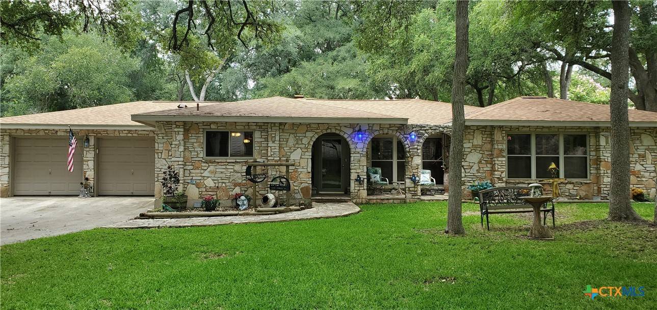 Seguin, TX 78155,130 Twin Oak RD