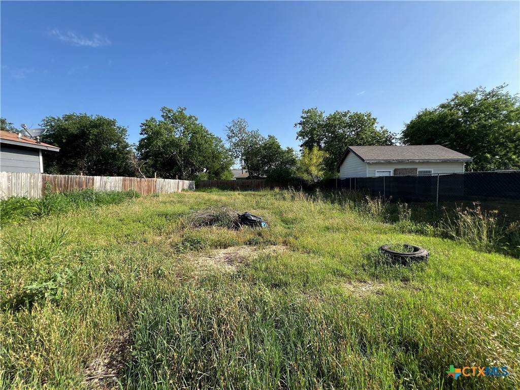 San Antonio, TX 78237,117 Ardmore ST