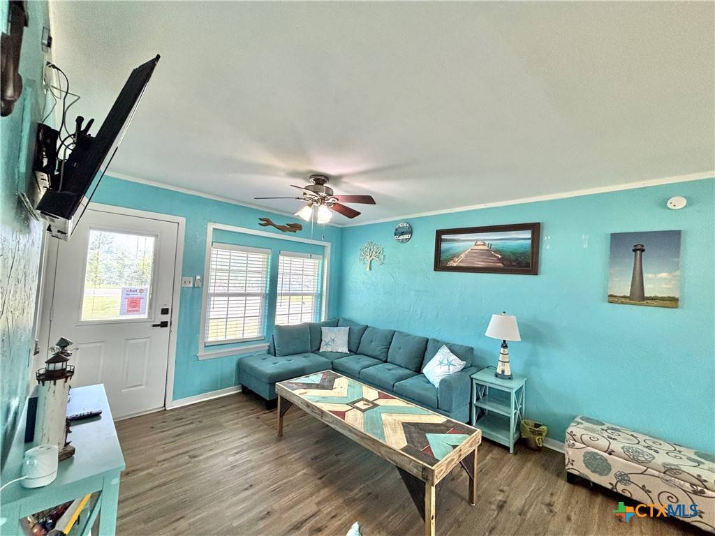 Port O'connor, TX 77982,1208 W Adams ST