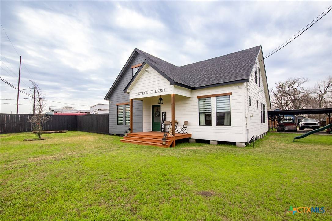 Victoria, TX 77901,1611 Port Lavaca DR