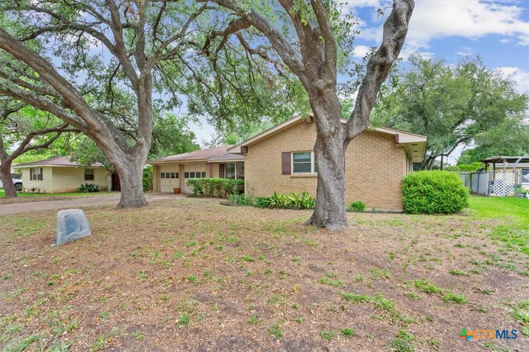 Temple, TX 76502,4412 Briar Cliff RD