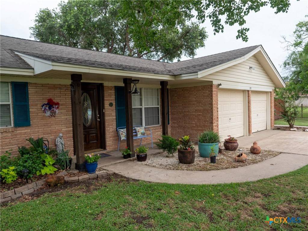 Victoria, TX 77904,211 Wearden DR