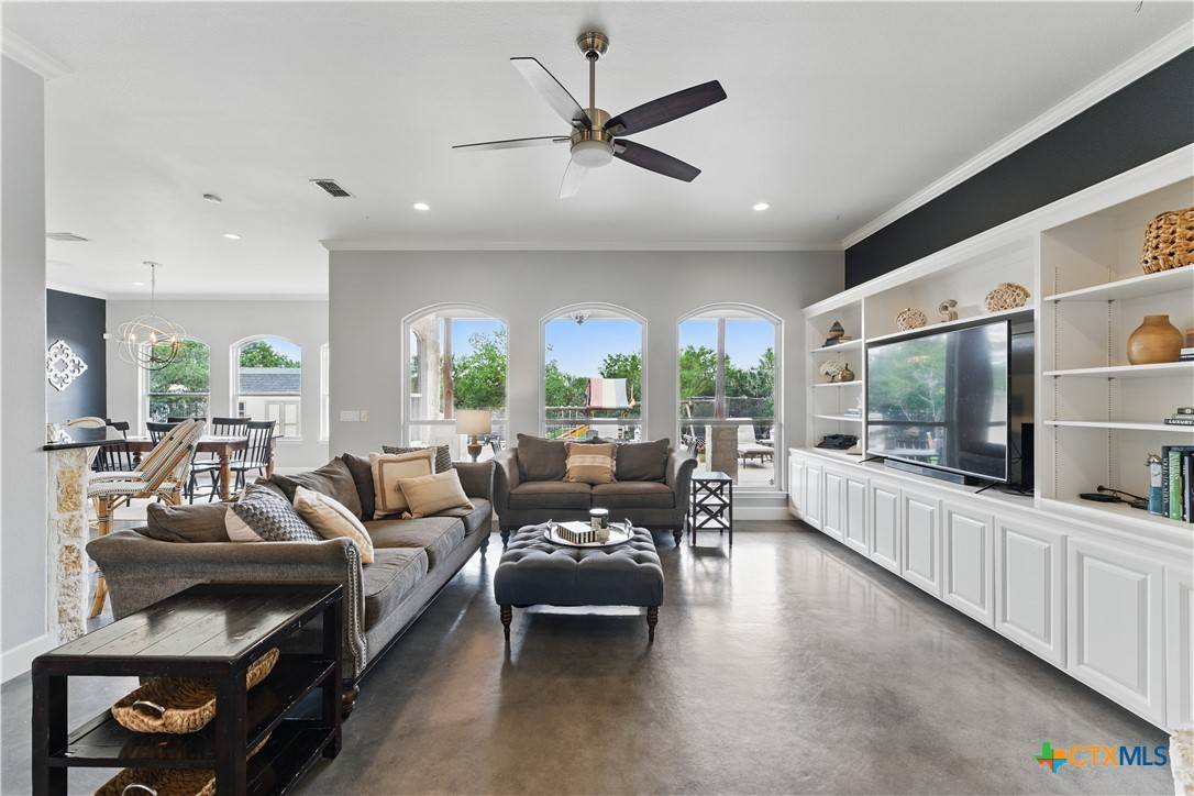 New Braunfels, TX 78132,810 Pinnacle Pkwy