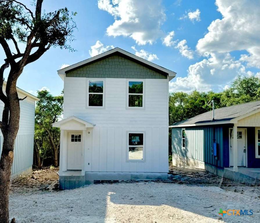 Canyon Lake, TX 78133,701 Burr Oak LN