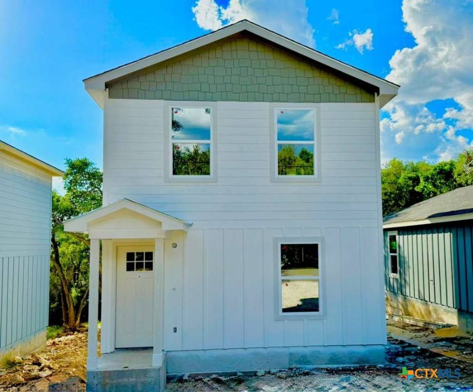 Canyon Lake, TX 78133,701 Burr Oak LN