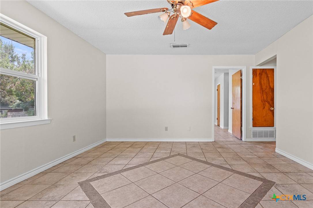 Harker Heights, TX 76548,1609 S Ann BLVD