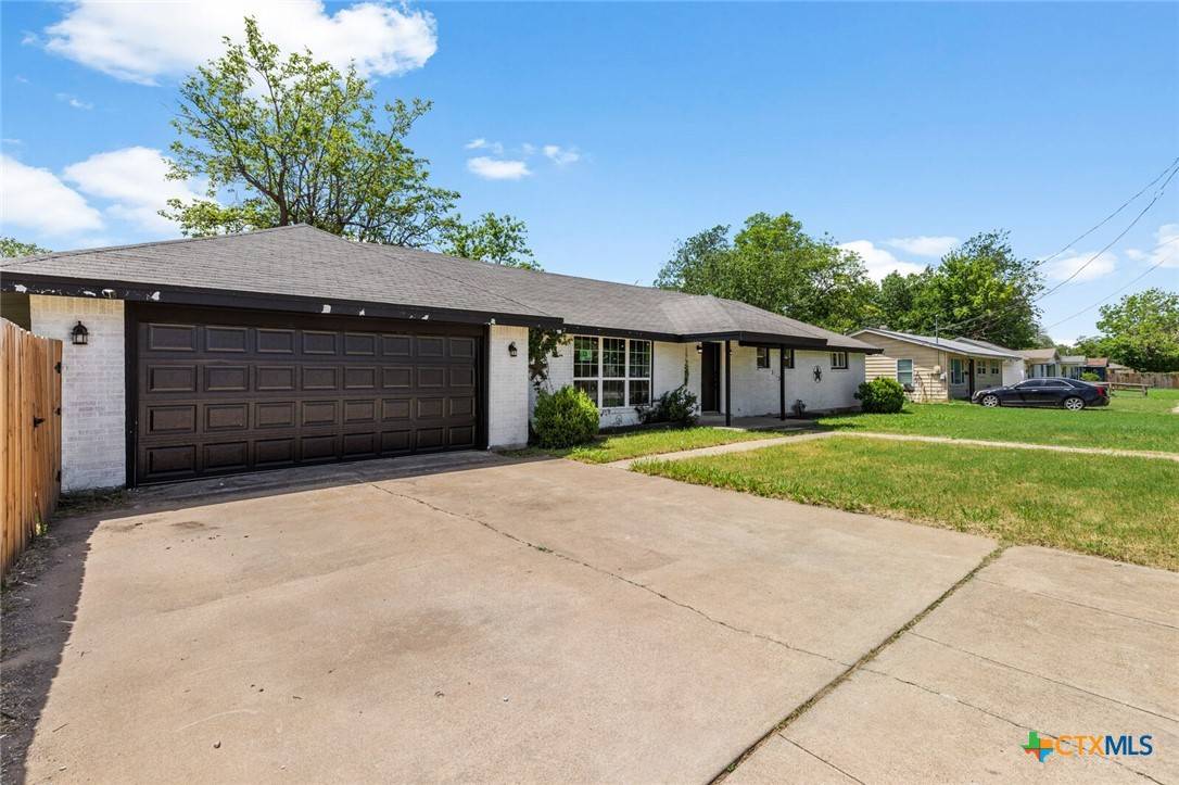Waco, TX 76704,1145 E Sunset ST