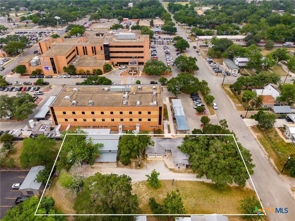 New Braunfels, TX 78130,571 N Houston AVE