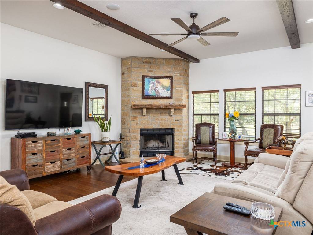 Burnet, TX 78611,2091 County Road 100