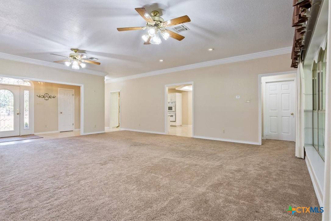 Salado, TX 76571,1204 Fairway CIR