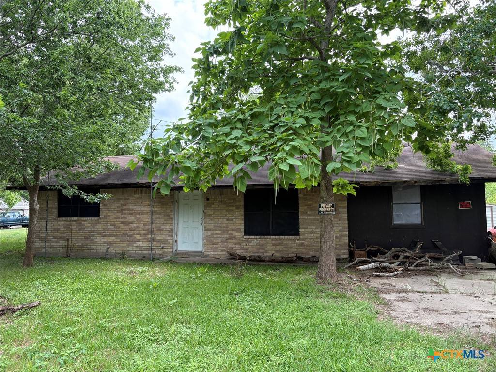 Placedo, TX 77977,116 S Williams