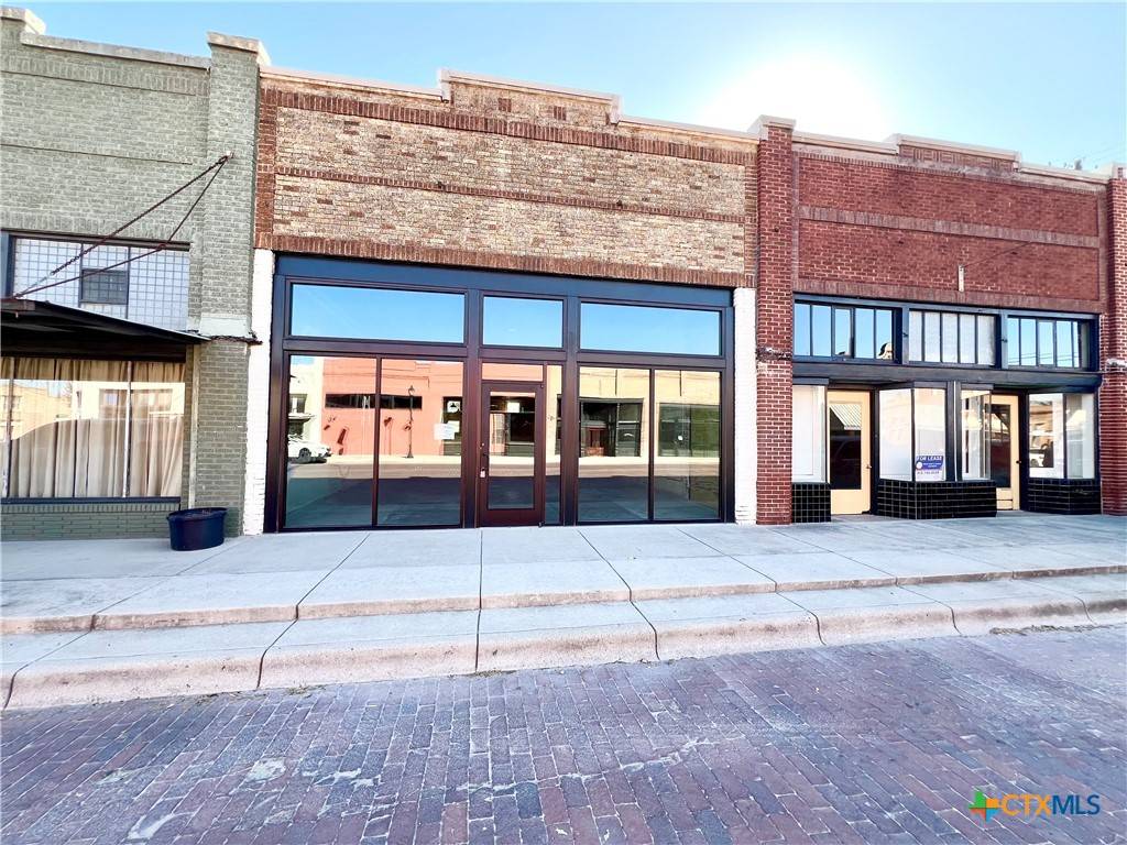 Bartlett, TX 76511,135 E Clark ST