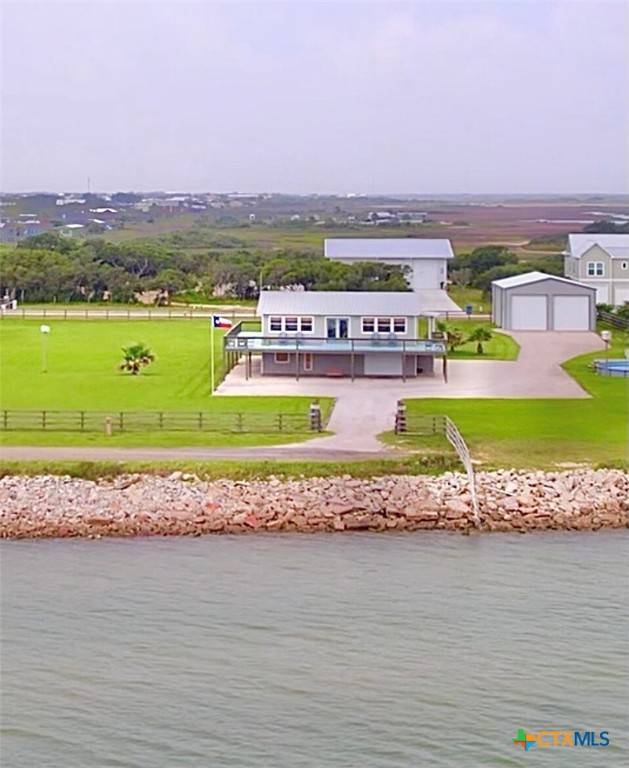 Port O'connor, TX 77982,1007 N Washington