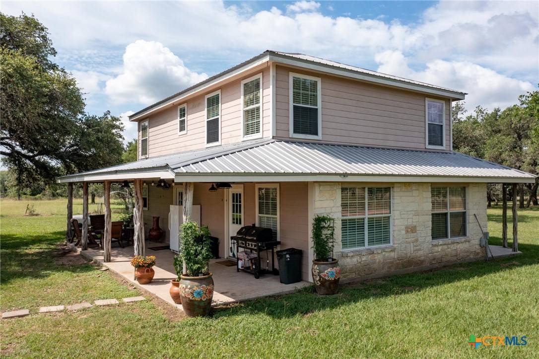 Cuero, TX 77954,3831 Hopkinsville RD