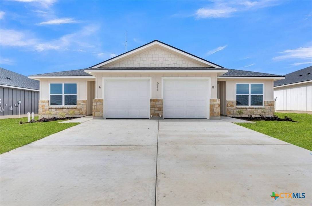 Killeen, TX 76543,911 Seven Leaf #A