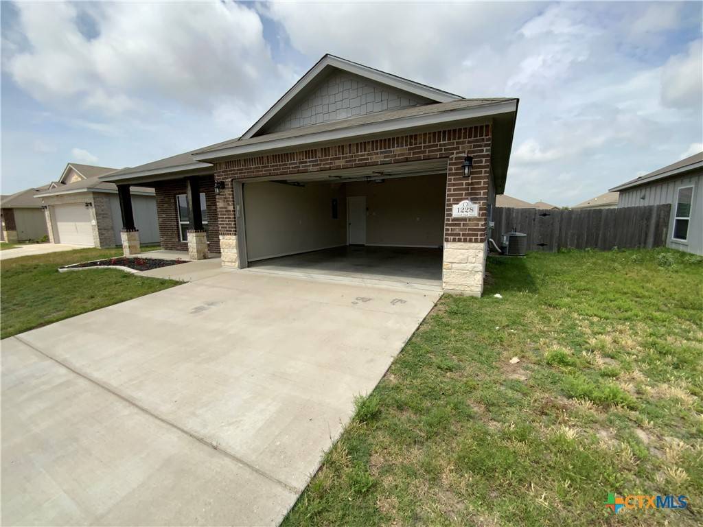Temple, TX 76502,1228 Grand Oak TRL