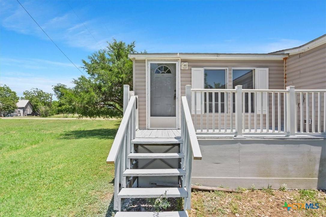Rogers, TX 76569,216 Moore ST