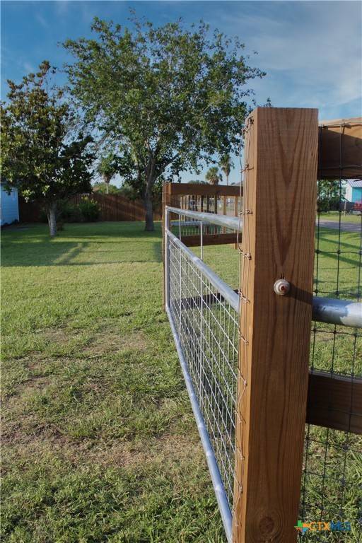 Port Lavaca, TX 77979,68 Silkstocking ST