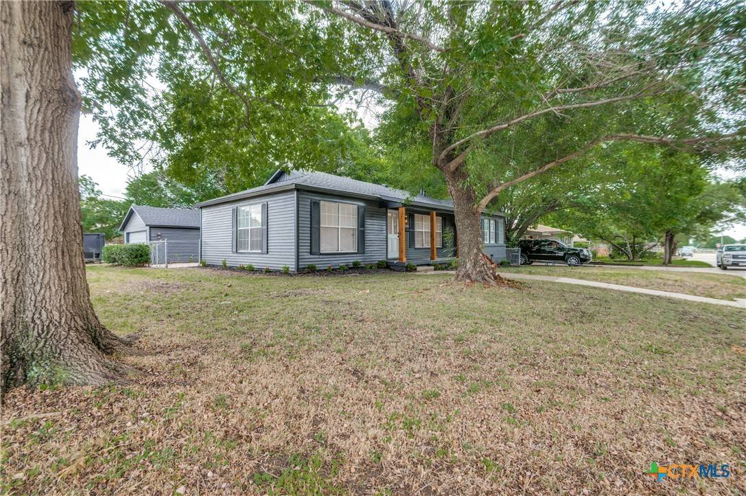 Fort Worth, TX 76117,3524 Swan ST