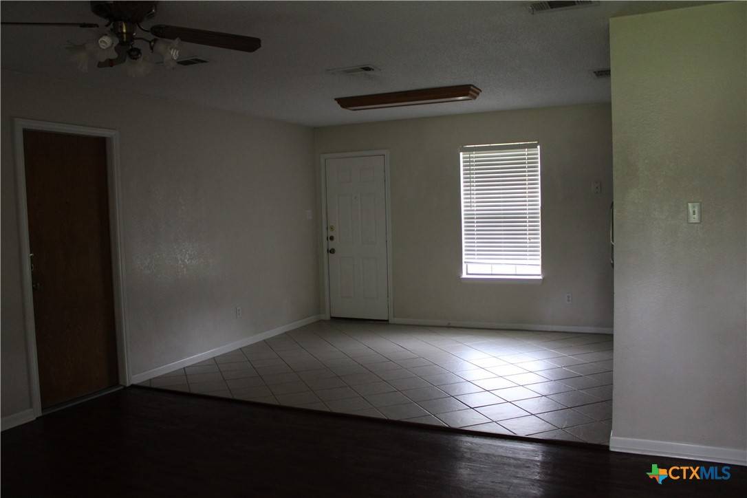 Belton, TX 76513,2226 University DR