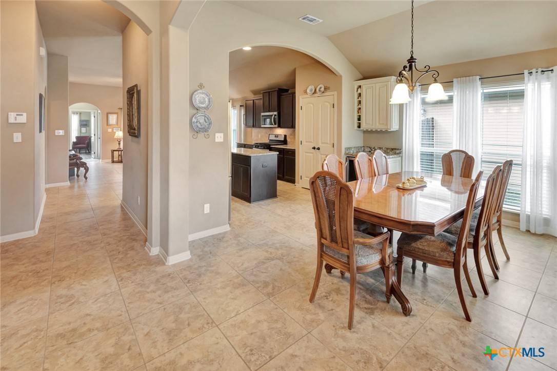 Victoria, TX 77904,106 Cobble Stone CT