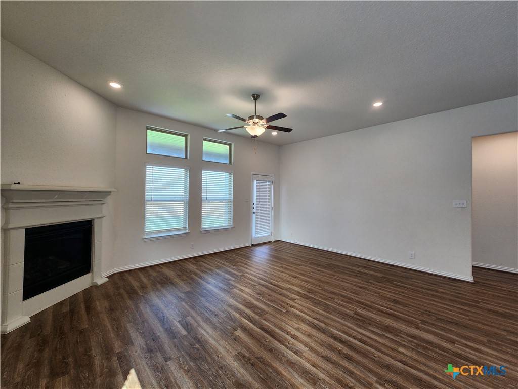 New Braunfels, TX 78132,1647 Stone House