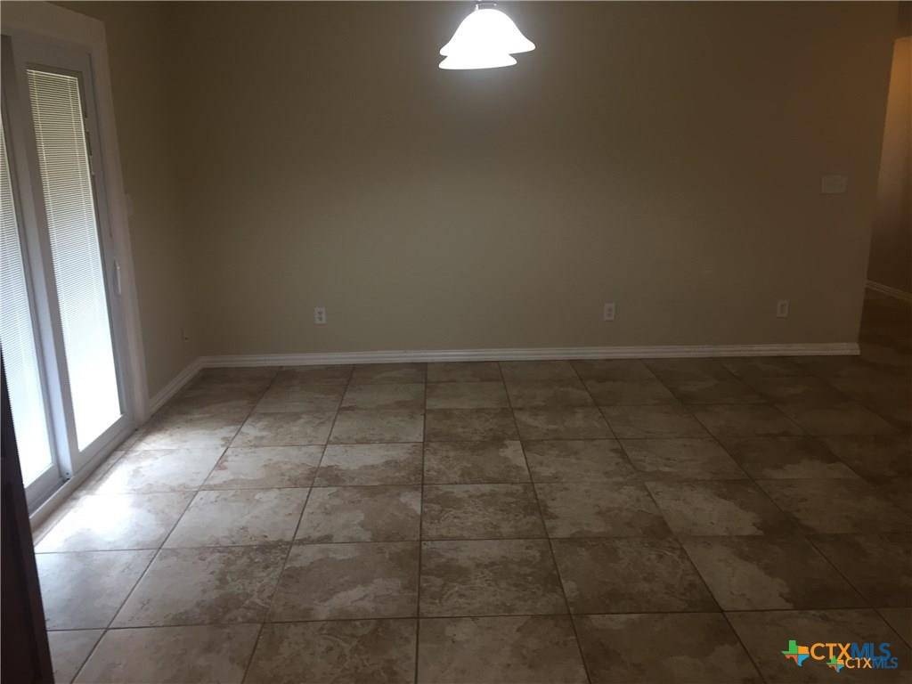San Marcos, TX 78666,1140 Hilltop DR
